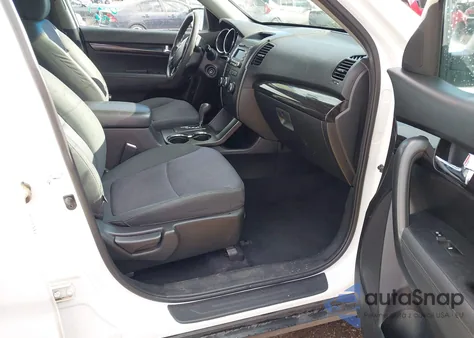 2012 Kia Sorento Lx from USA, damaged, VIN 5XYKT3A1XCG300524